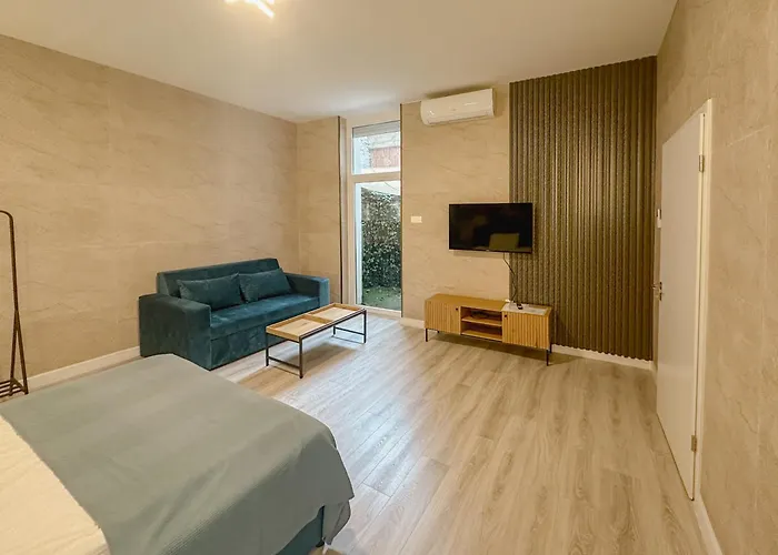 S8 Downtown With Optional Garage Apartmán